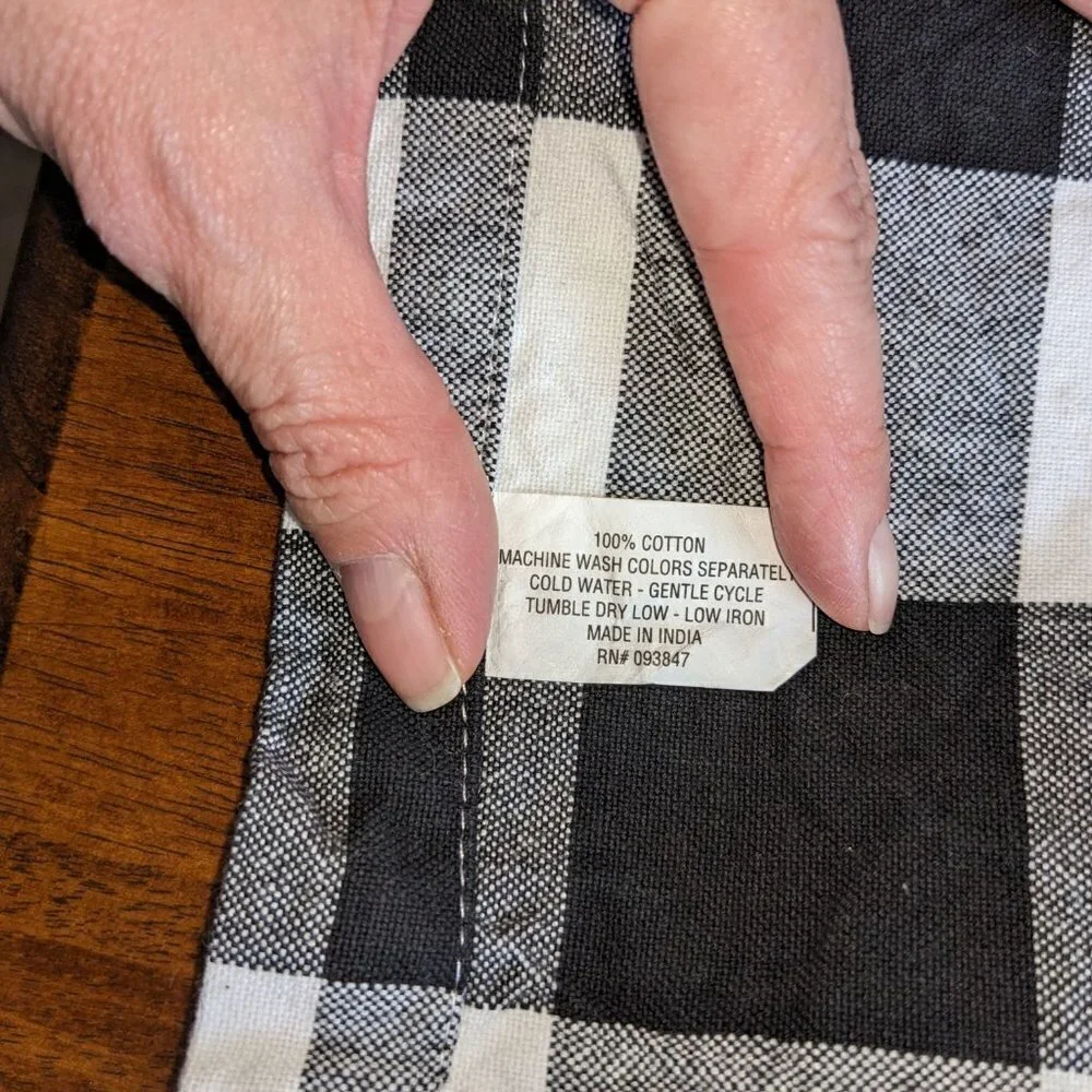 Buffalo Check Placemats & Table Runner Black & White